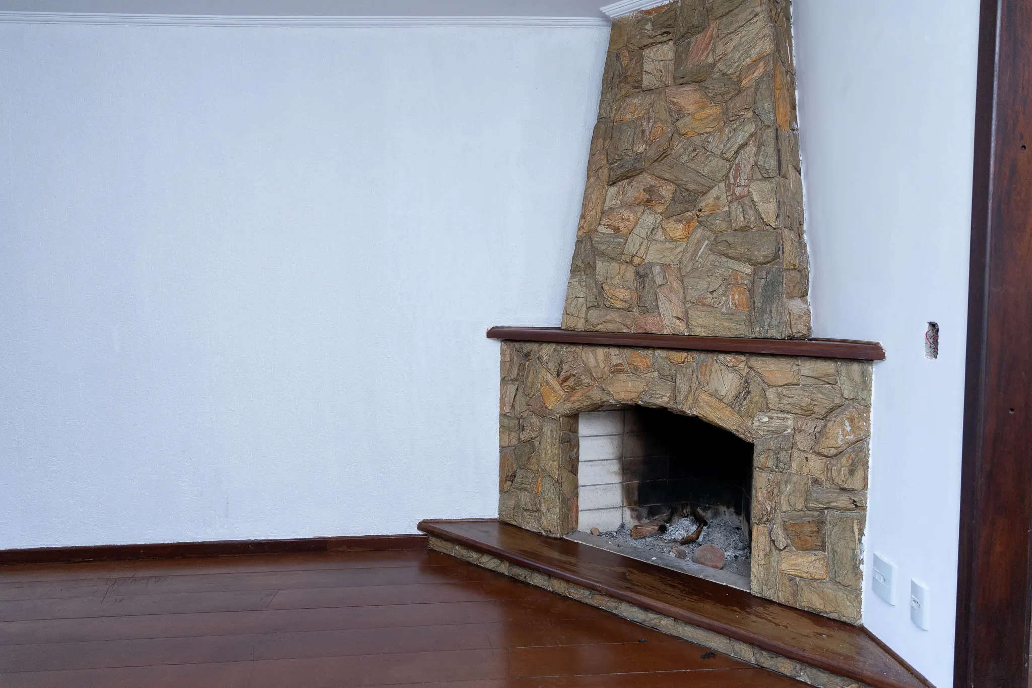 Imagem Casa com Piscina à venda no Jardim ITU- Excelente localização e ampla área de lazer!