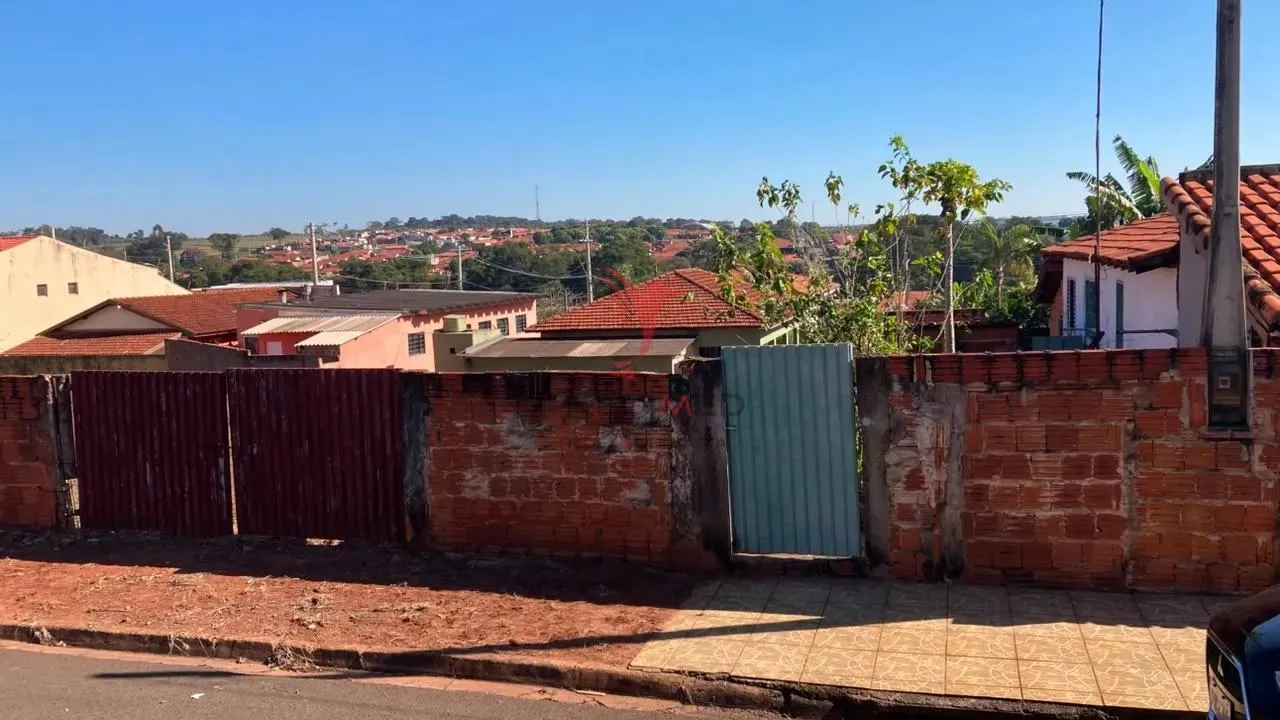 Imagem Terreno com 250m² à venda- Arealva -SP