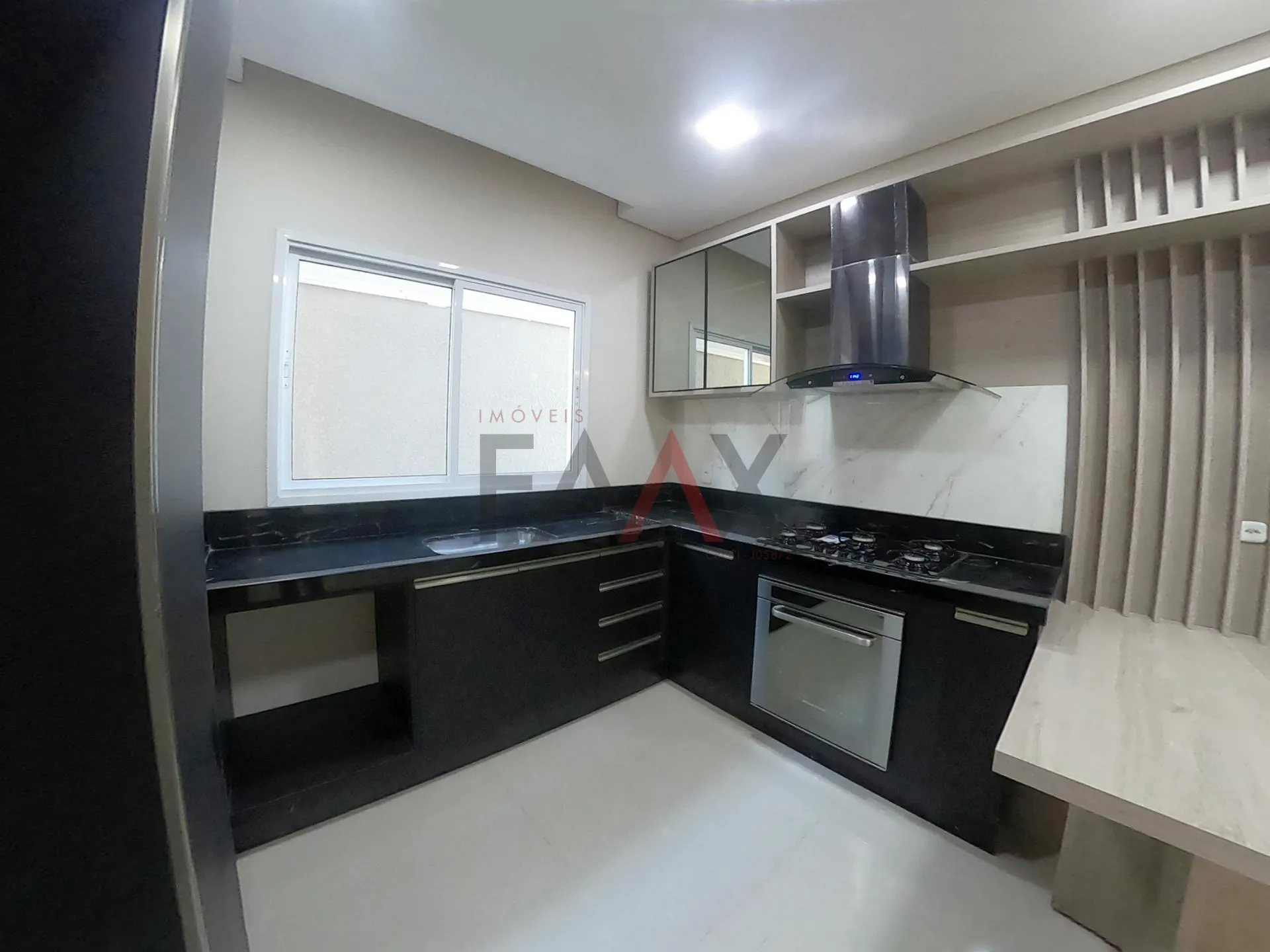 Imagem Sobrado com 3 dormitórios à venda,183.44m², GUARAPUAVA - PR
