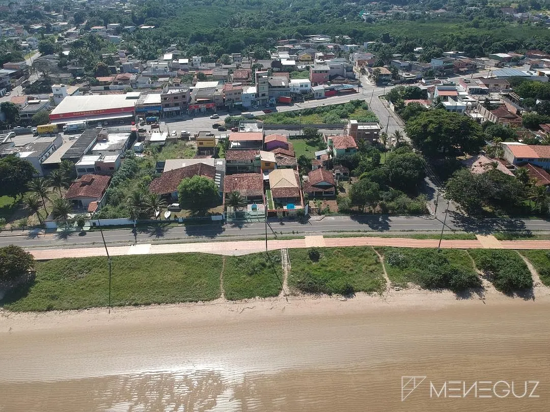 Imagem Casa a venda em Guarapari, de frente para a praia de santa monica