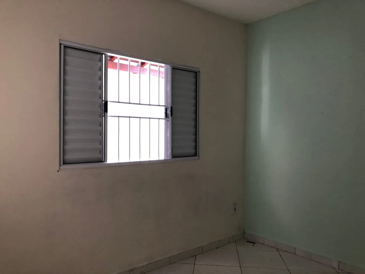 Imagem Casa à venda 2 Quartos, 2 Vagas, 250M², Crispim, Pindamonhangaba - SP
