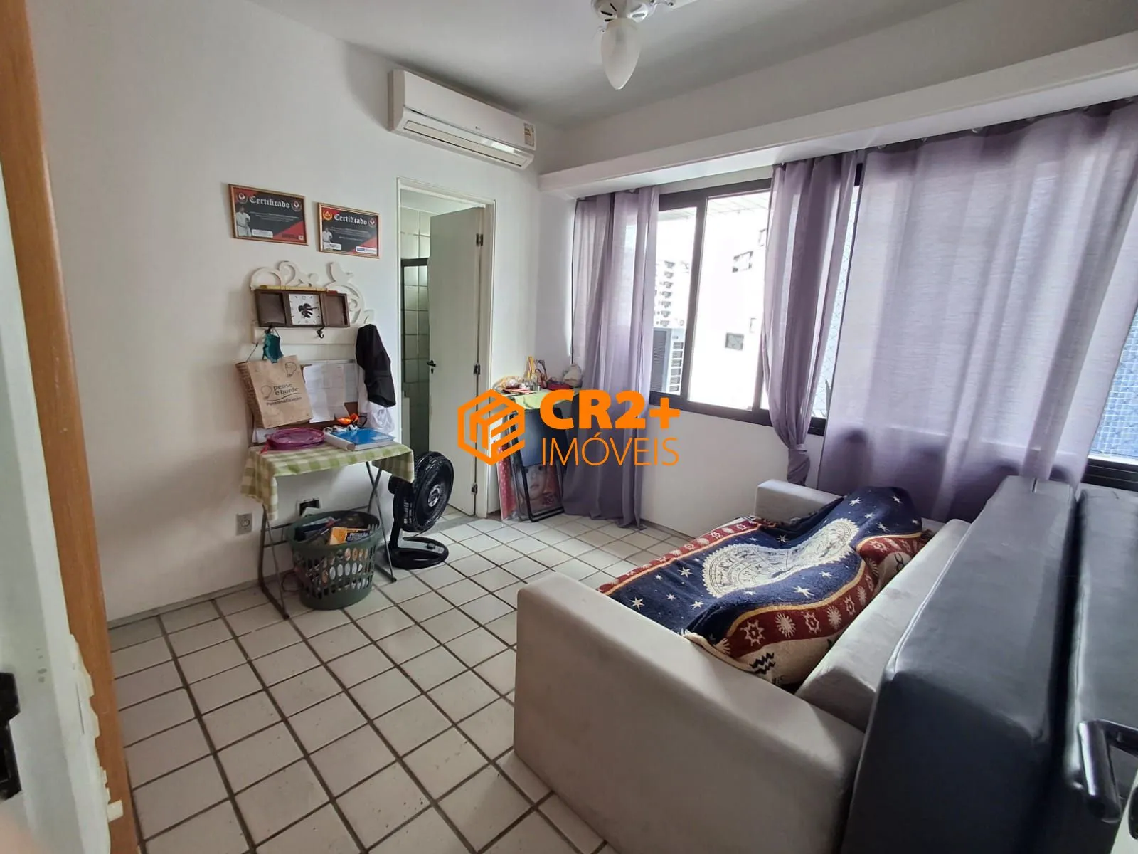 Imagem Vendo apartamento no Parnamirim, com 191 m² e com 3 suítes. Ótima localização. O