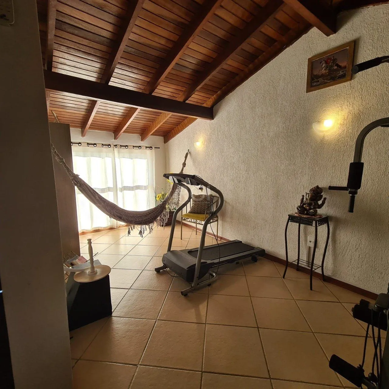 Imagem Casa no bairro Hípica - 4 dormitórios