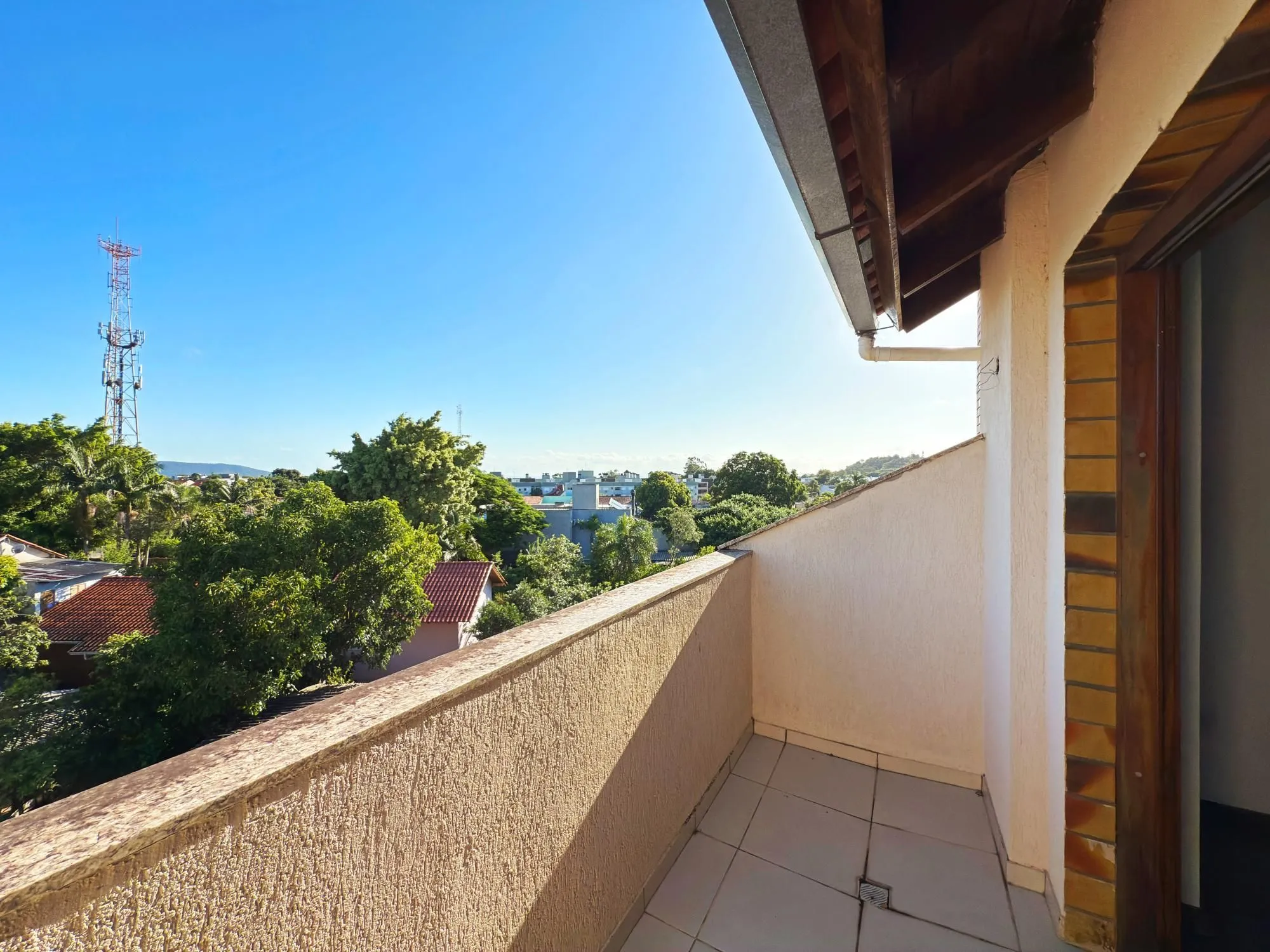 Imagem Casa em condomínio 3 dormitórios (2 suites), 3 vagas - Bairro Jardim Isabel