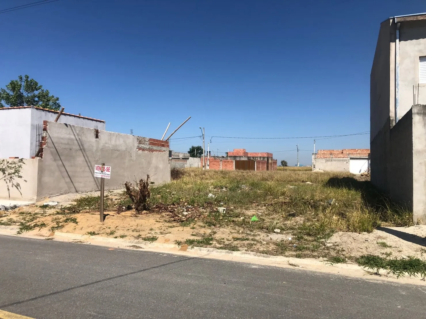 Foto do imóvel Terreno à venda Loteamento Residencial e Comercial Araguaia, Pindamonhangaba - SP