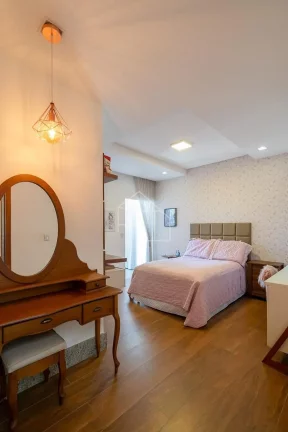 Imagem Casa no Condomínio Boulevard Lagoa com 4 Quartos e 3 Suítes.