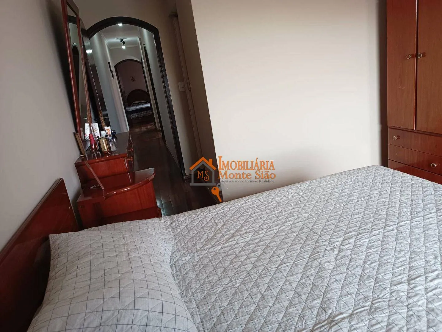 Imagem Sobrado com 3 dormitórios à venda por R$ 689.000,00 - Jardim Santa Cecília - Guarulhos/SP