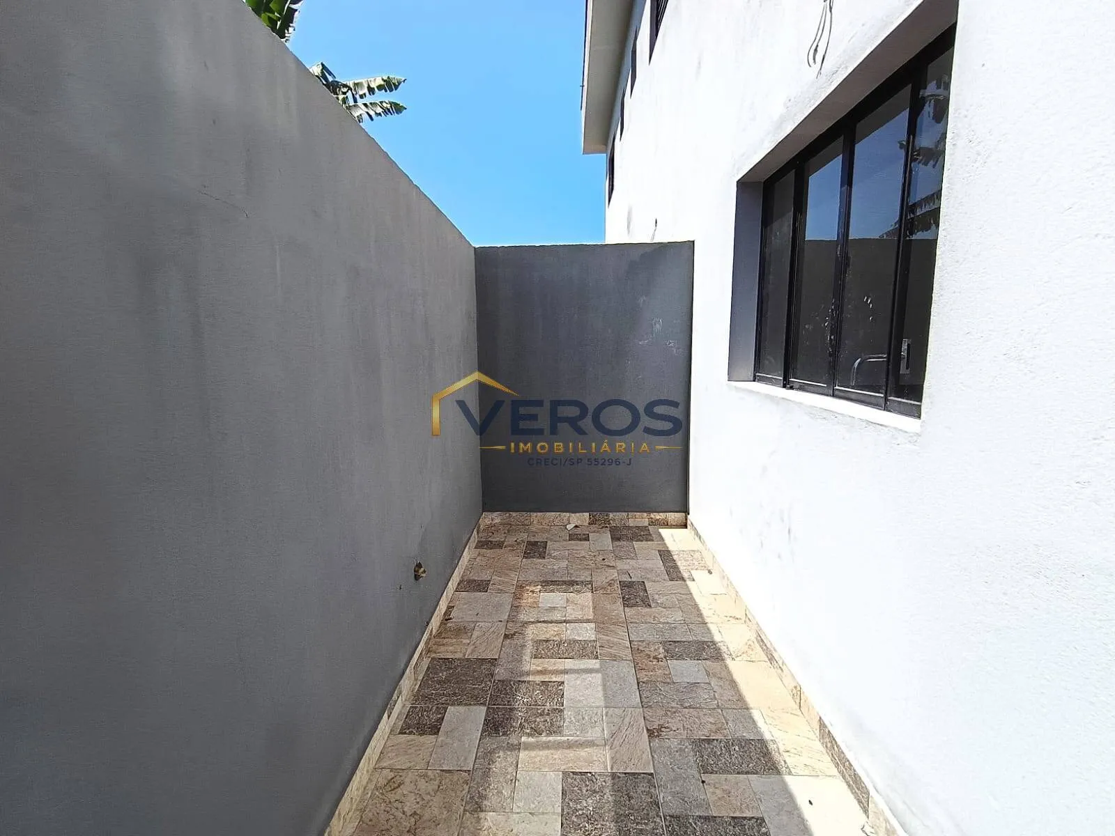 Imagem Casa Nova a venda com 3 quartos perto da praia Massaguaçu em Caraguatatuba