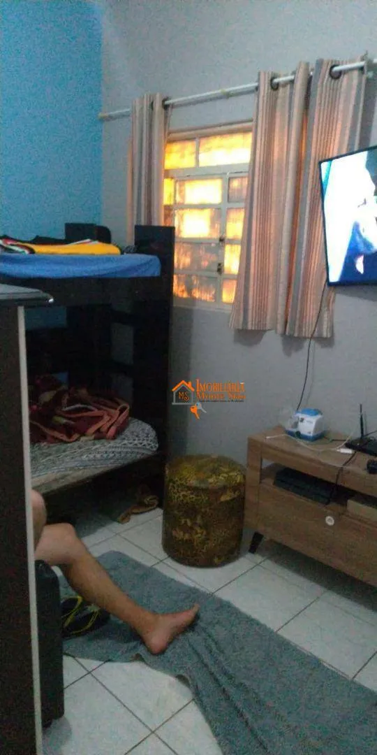 Imagem Casa com 2 dormitórios à venda, 200 m² por R$ 350.000,00 - Cidade Soberana - Guarulhos/SP