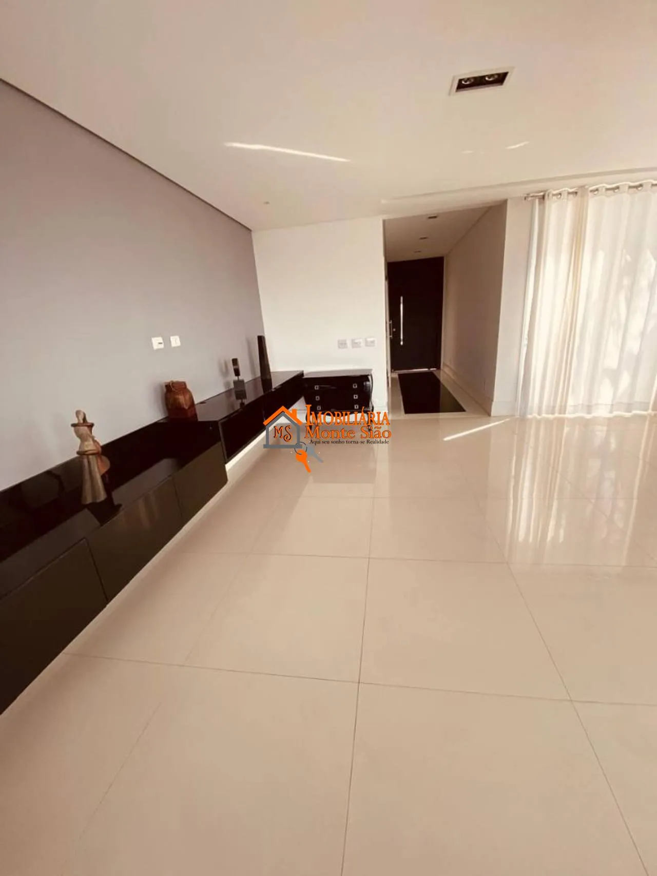 Imagem Sobrado com 4 dormitórios, 600 m² - venda por R$ 6.800.000,00 ou aluguel por R$ 29.000,00/mês - Perová - Arujá/SP