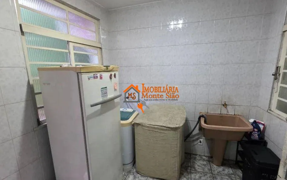 Imagem Sobrado com 4 dormitórios à venda, 285 m² por R$ 690.000 - Jardim Santa Rita - Guarulhos/SP