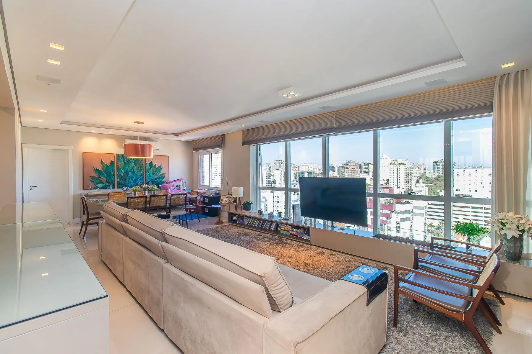 Imagem Apartamento 3 suítes 3 vagas no Moinhos