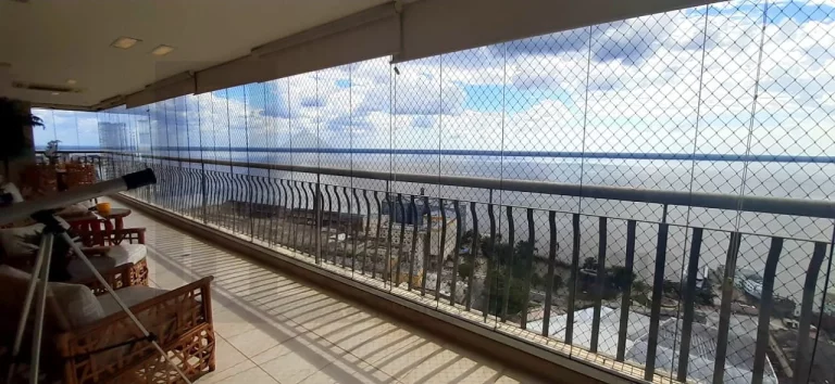 Imagem CASAL IMÓVEIS VENDE ED HORIZONTE II 250 M² 3 SUÍTES - MASTER BANHEIRO DULPO + 4 VGS ANDAR ALTO Fino acabamento e móveis de grife, tudo muito novo