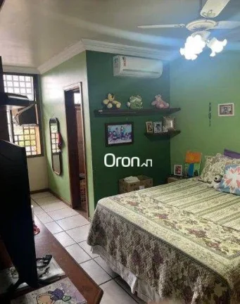 Imagem Sobrado à venda, 202 m² por R$ 850.000,00 - Setor Nova Suiça - Goiânia/GO