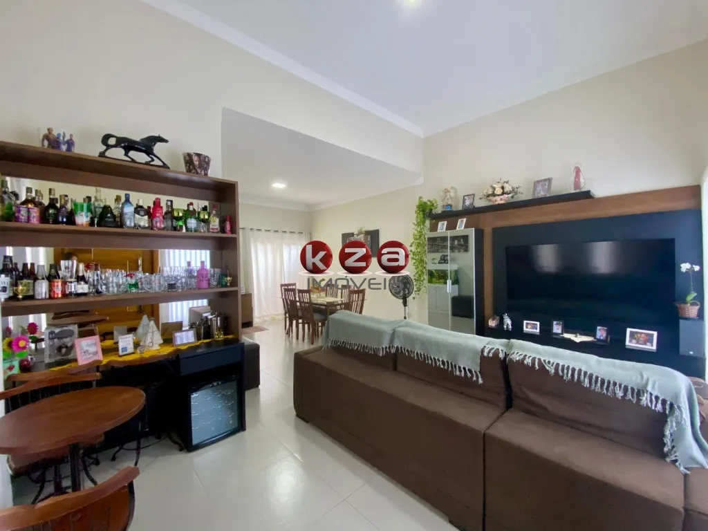 Imagem Imperdível casa em condomínio à venda em Valinhos-SP, Condomínio Villa do Sol, 3 quartos, 3 suítes, 2 salas, 2 vagas, 186m².