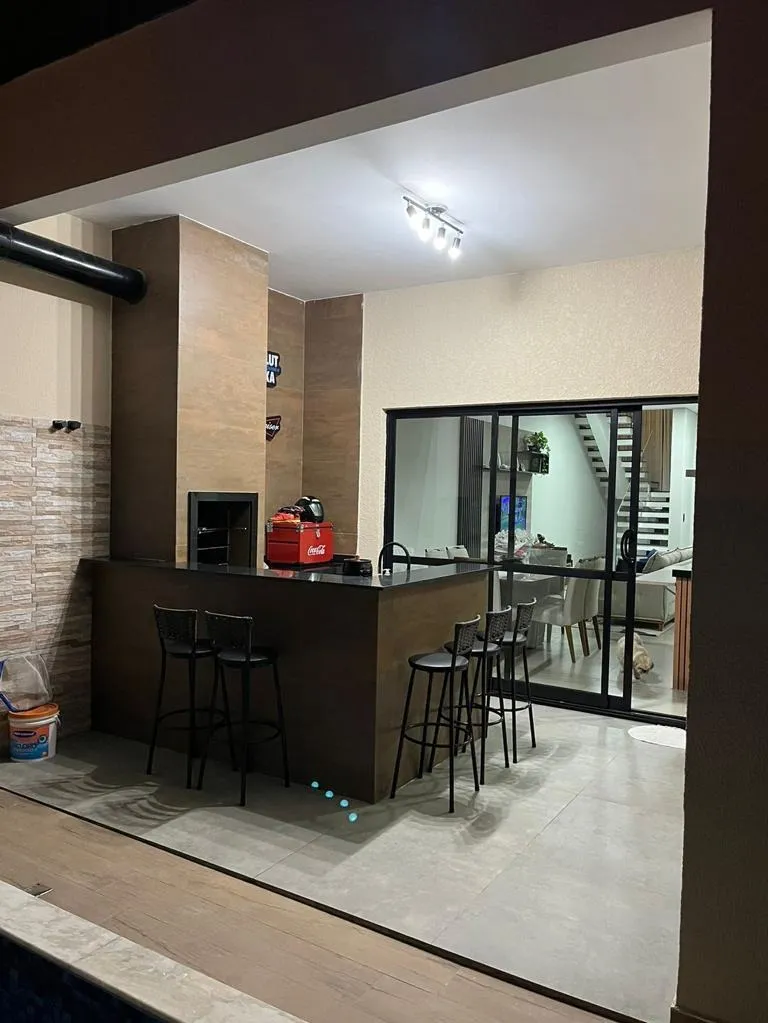 Imagem "Sobrado Exclusivo no Horto Florestal Villagio: Luxo, Espaço e Conforto em Um Só Lugar"