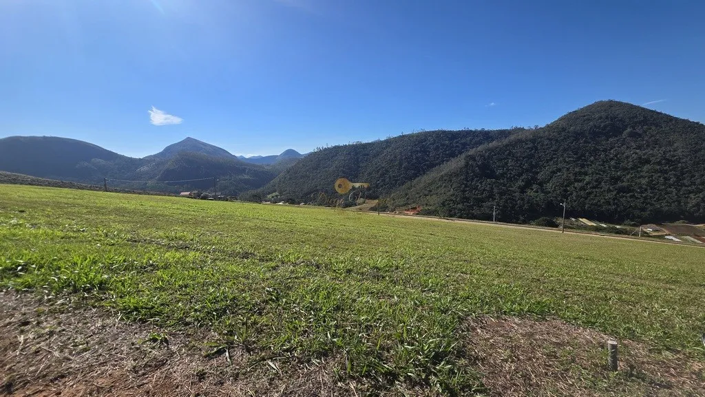 Imagem Terreno em Condomínio para Venda em Teresópolis / RJ no bairro Vale Alpino
