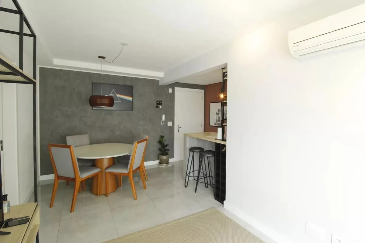 Imagem Excelente Apartamento mobiliado, 2 dormitórios para comprar, no Bairro Higienópolis