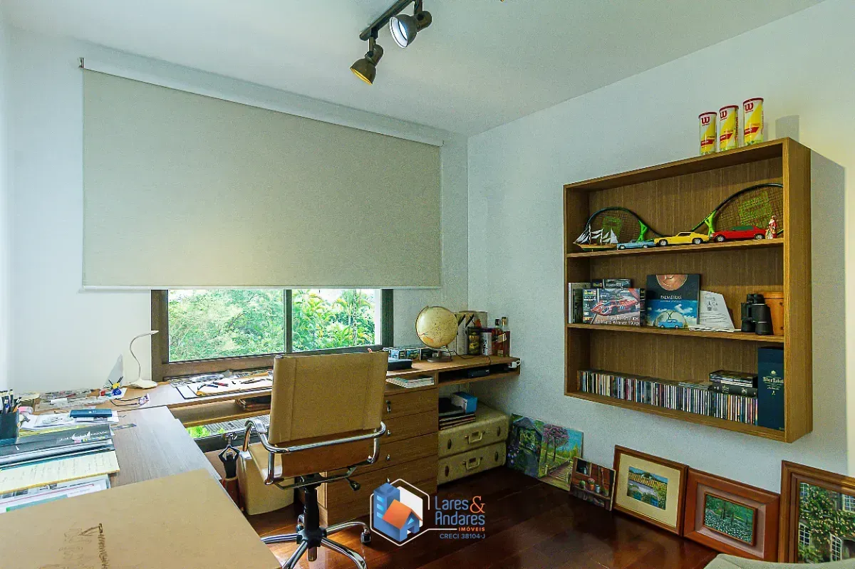 Imagem Duplex para venda em Vila Suzana com 4 quartos, sendo 2 suítes, 308m²