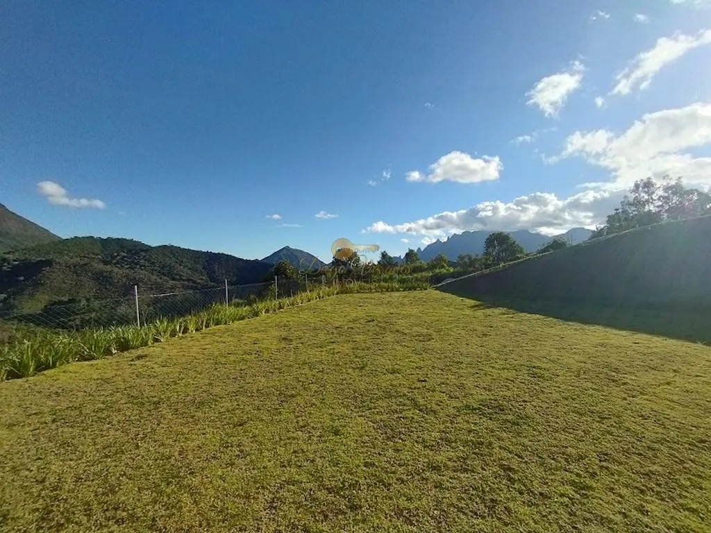 Imagem Terreno em Condomínio para Venda em Teresópolis / RJ no bairro Albuquerque