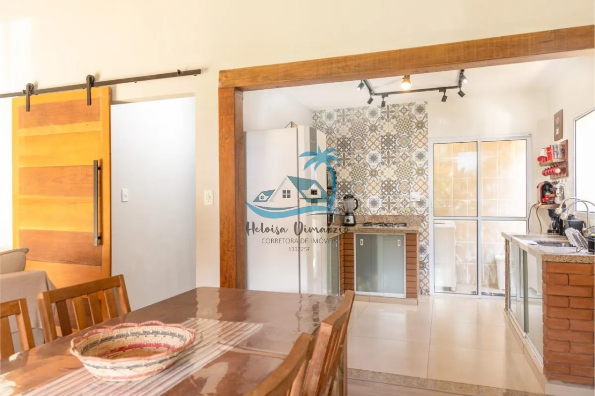 Imagem Casa térrea em condomínio fechado no Horto Florestal em Ubatuba