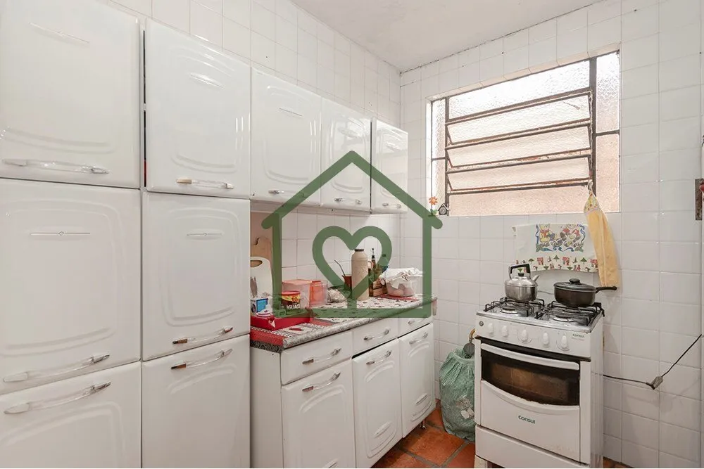 Imagem Descubra a sua próxima casa em Porto Alegre, localizada no encantador bairro de Santa Tereza. Esta ...