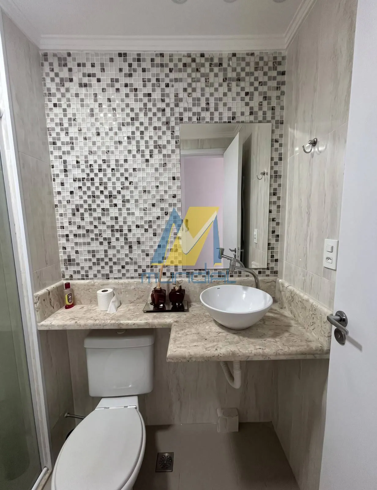 Imagem Apartamento à venda com 3 dormitórios na Vila Homero Thon