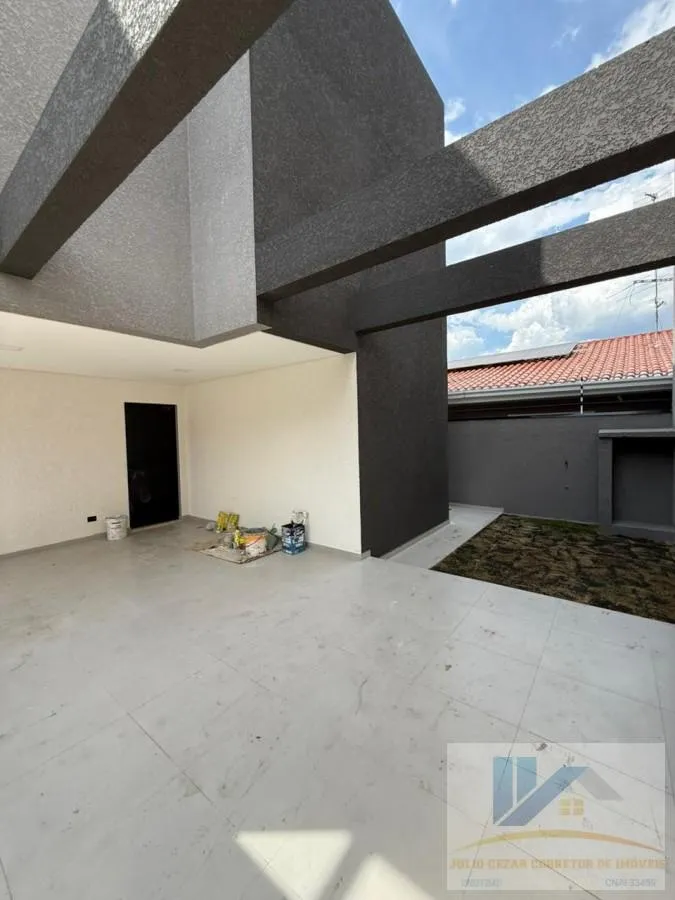 Imagem Triplex para Venda em São José dos Pinhais, Boneca do Iguaçu, 3 dormitórios, 3 suítes, 3 banheiros, 3 vagas