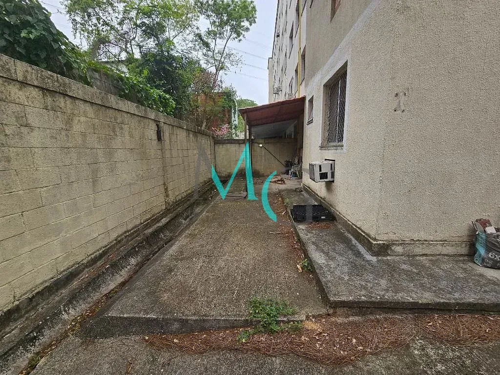 Imagem Apartamento Garden com 2 dormitórios à venda, 43 m² por R$ 170.000 - Campo Grande - Rio de Janeiro/RJ
