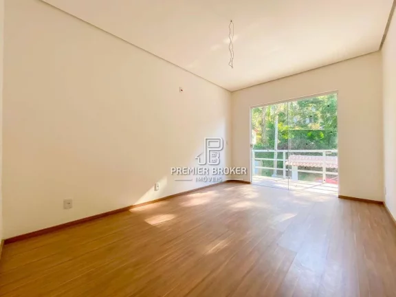 Imagem Casa à venda, 219 m² por R$ 990.000,00 - Granja Guarani - Teresópolis/RJ