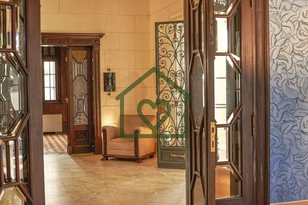 Imagem Uma casa histórica restaurada e entregue ao Moinhos. Uma chance histórica de morar no coração do...