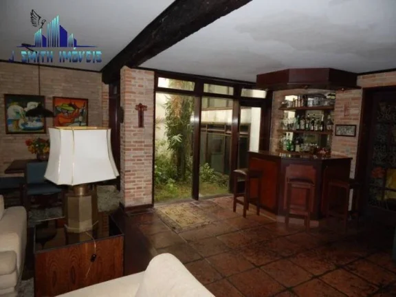 Imagem CASA ESTILO GRANJEIRO, NO CORAÇÃO DA GRANJA VIANA. TERRENO GIGANTE