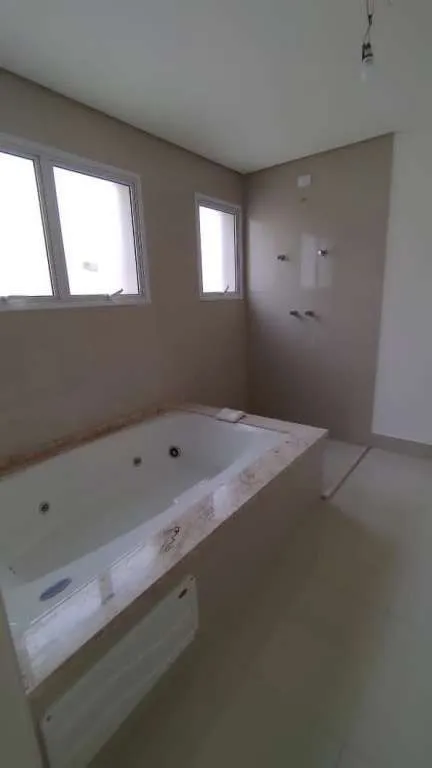 Imagem Casa à Venda em Alphaville, Santana de Parnaíba - SP