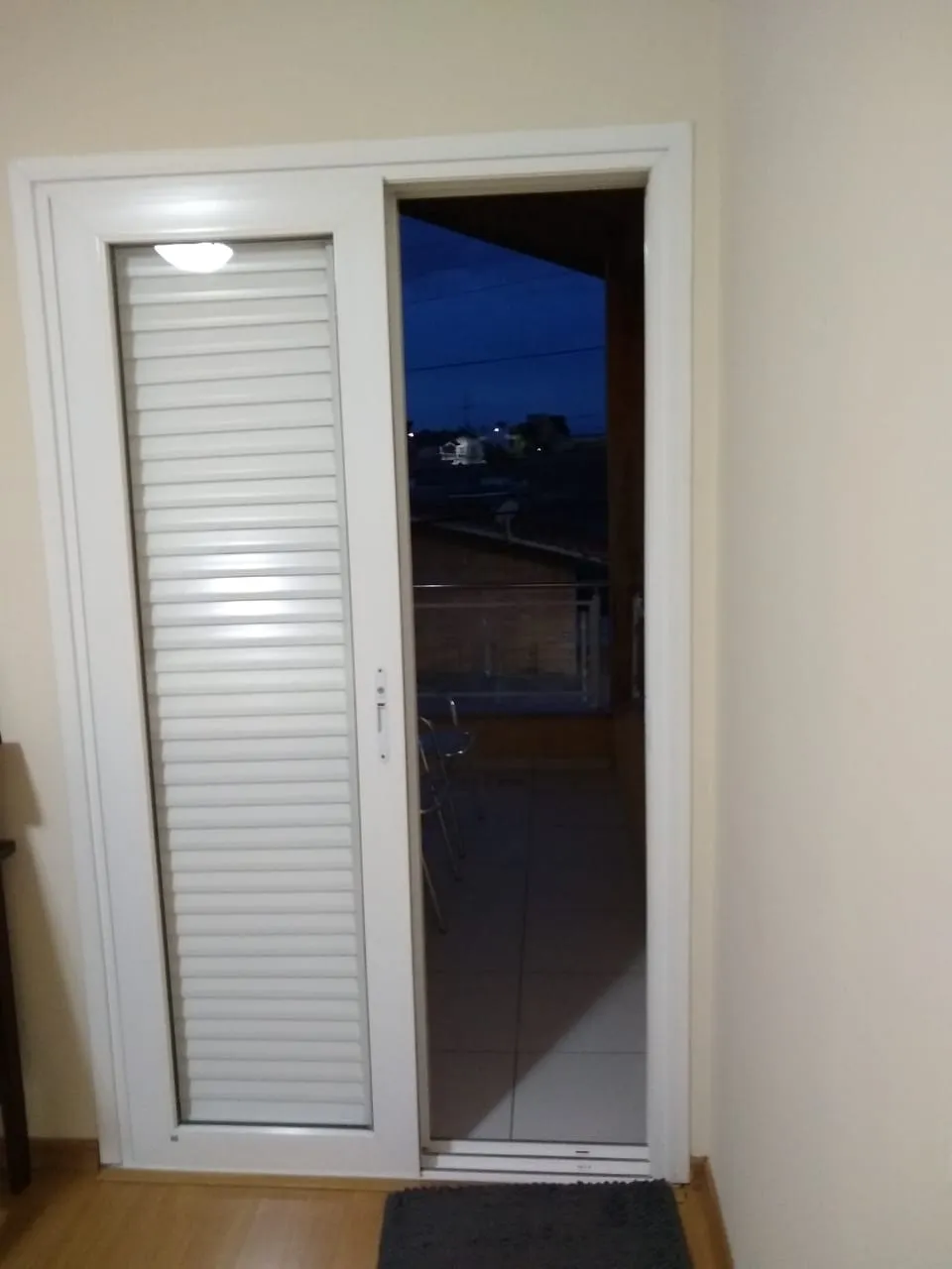 Imagem Casa à venda 3 Quartos, 2 Suites, 2 Vagas, 250M², Jardim Maria Augusta, Taubaté - SP