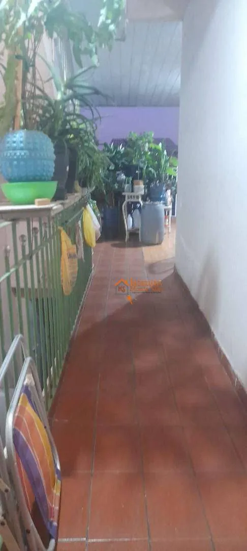 Imagem Casa com 2 dormitórios à venda, 190 m² por R$ 620.000,00 - Vila Maricy - Guarulhos/SP
