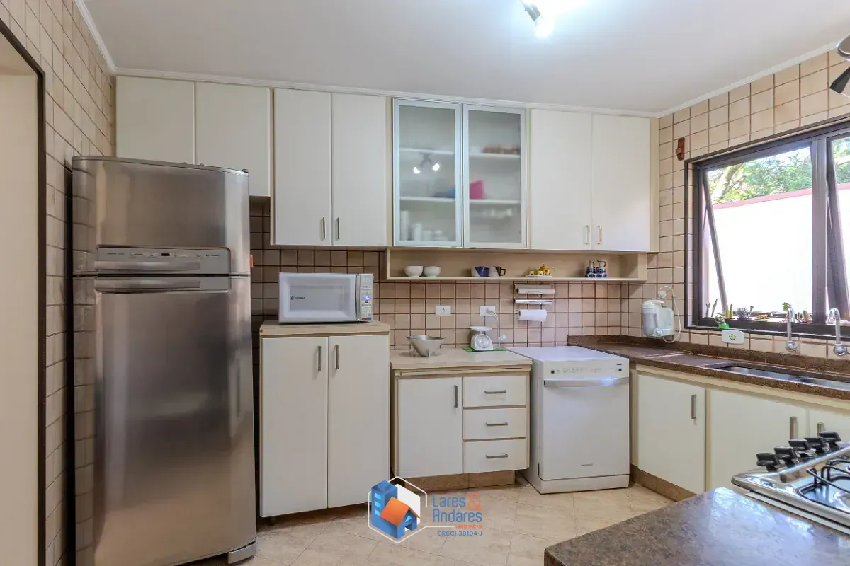 Imagem Casa para venda em Vila Nova Caledônia com 4 quartos, sendo 2 suítes, 346m²