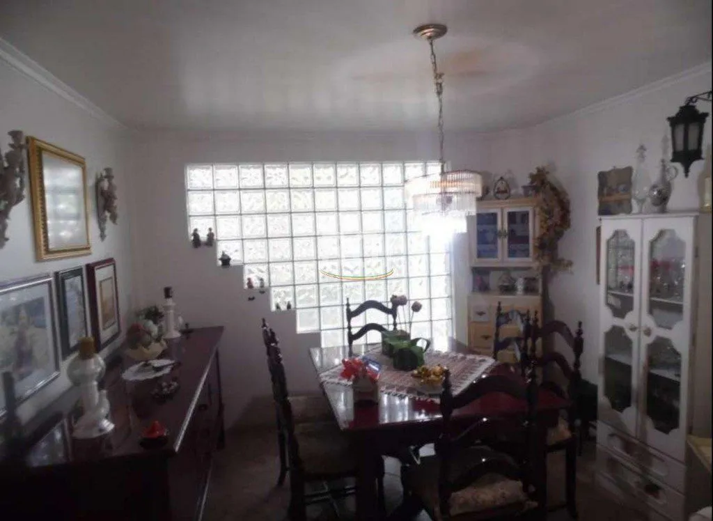 Imagem Casa para Venda - 150m², 3 dormitórios, sendo 1 suites, 5 vagas - Vila Ipiranga