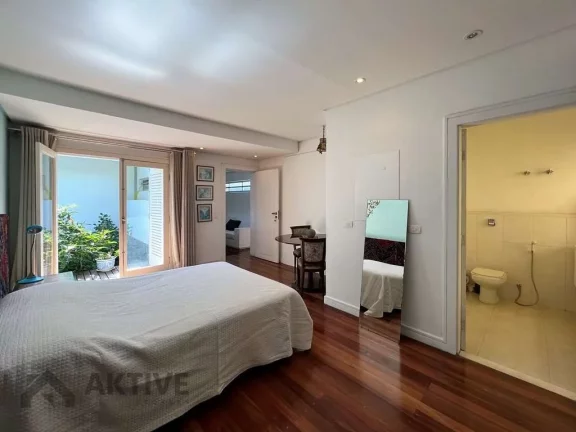 Imagem Casa em Granja Viana - Cotia