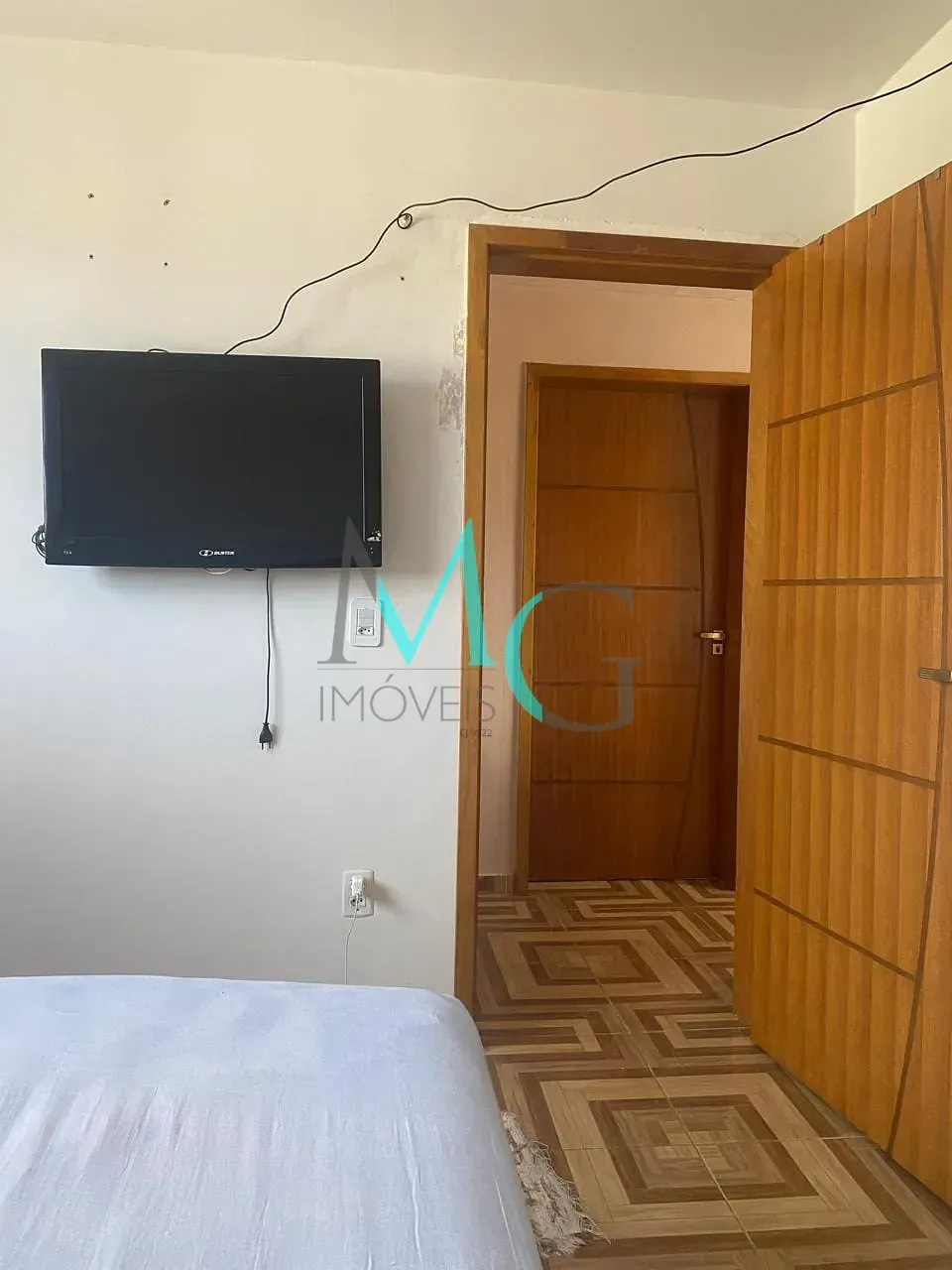 Imagem Excelente casa duplex à venda, em Paciência com 2quartos sendo suítes, rodeado pela natureza.
