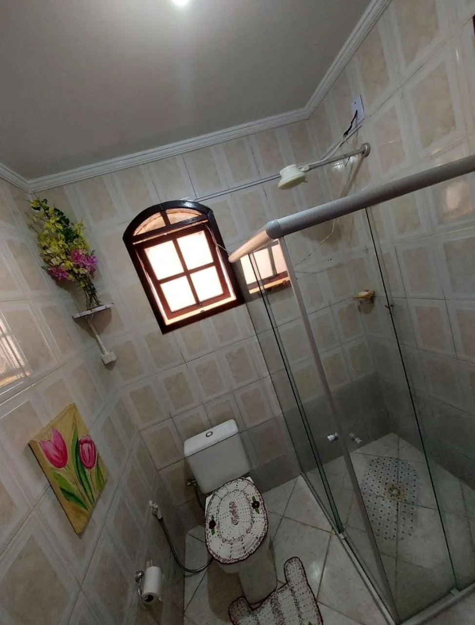 Imagem Sobrado Imponente com 4 Dormitórios, 2 Suítes, Cozinha Externa, Sacada e Ótima Estrutura à Venda - Grande Oportunidade!