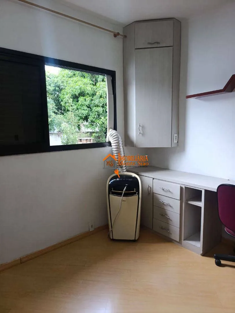 Imagem Casa com 3 dormitórios para alugar, 90 m² por R$ 5.600,00/mês - Vila Bremen - Guarulhos/SP