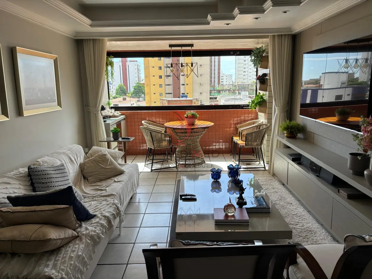 Imagem Apartamento porteira fechada, com varanda gourmet, 2 Vagas, em Manaíra , João Pessoa