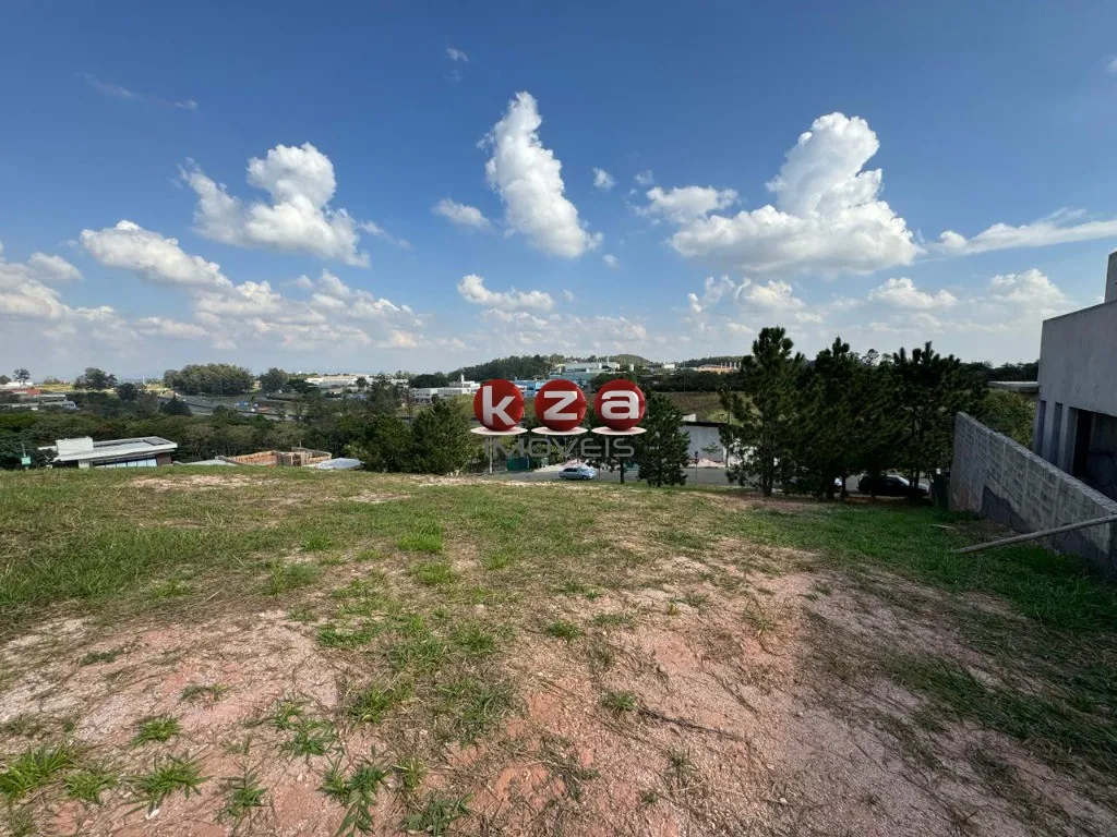 Imagem Terreno a venda em Condomínio de Luxo, Villa Lombarda, Valinhos-SP 1.000m² de Pura Exclusividade