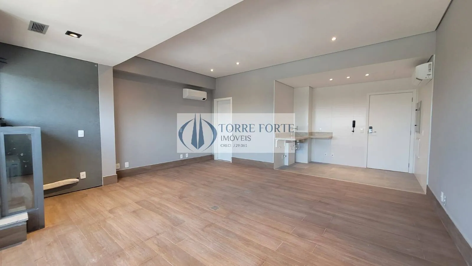 Imagem Studio com 42 m², 1 dormitório 1 banheiro 1 vaga de garagem, bem localizado