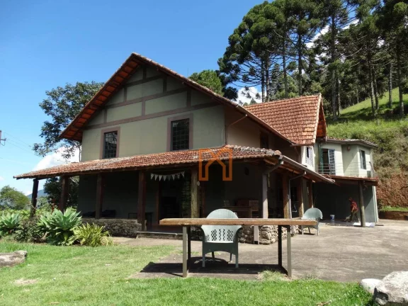 Imagem Fazenda com 4 dormitórios à venda de 303 hectares - Zona Rural - Delfim Moreira/MG