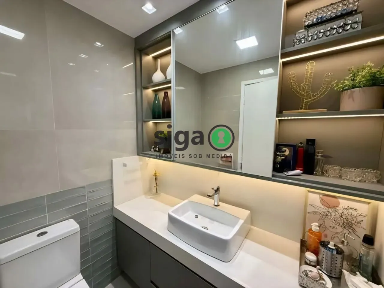 Imagem Apartamento para locação Campo Belo 154m², 3 suítes, reformado, varanda gourmet, vista verde