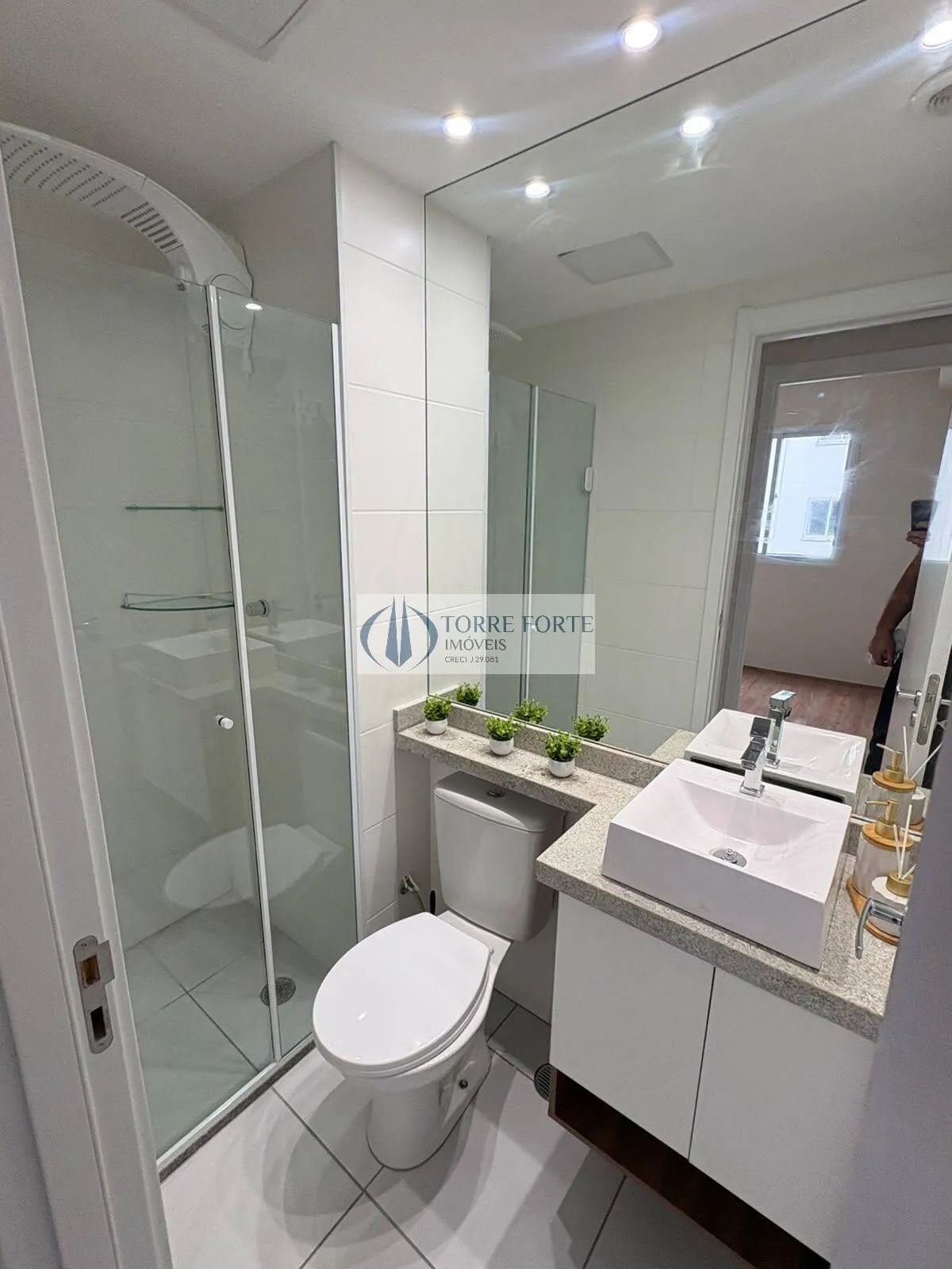 Imagem Lindo Apartamento com 2 dormitorios sem vaga na Vila Ema