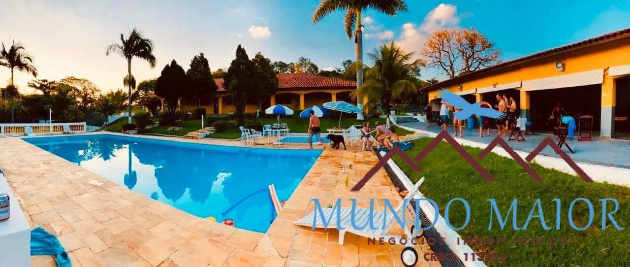 Imagem Chácara Completa: 5.000 m², Trifásico 3 Suítes, Salão, Piscinas e Vestiário