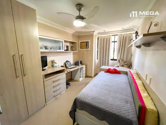 Imagem Apartamento com 3 dormitórios à venda, 180 m² por R$ 950.000,00 - Praia da Costa - Vila Velha/ES