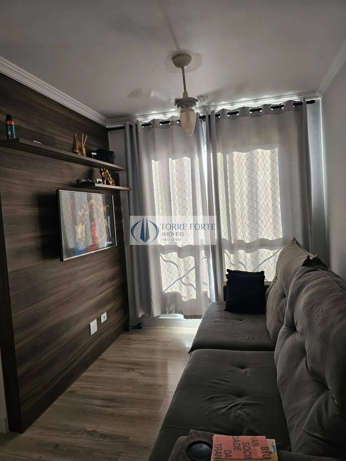 Imagem Lindo Apartamento mobiliado, 2 dormitórios na Vila Ré 